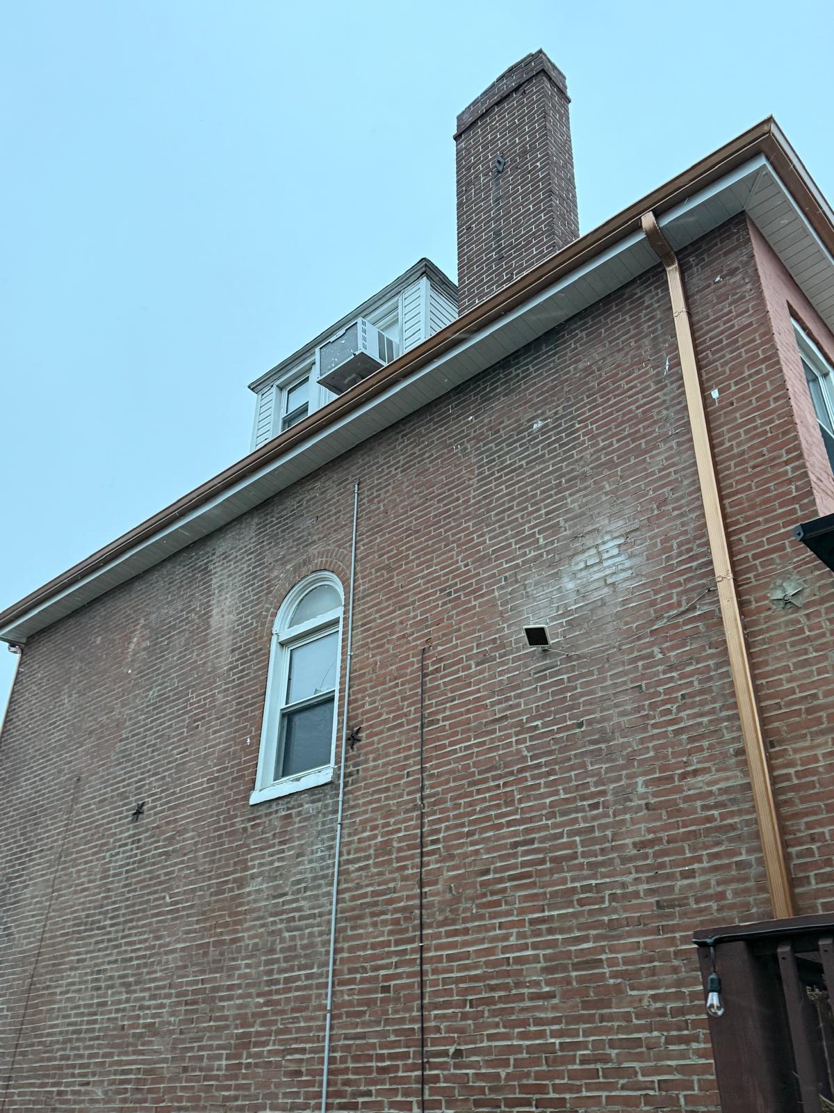 Gutter installation project Houston TX - NAV Contracting